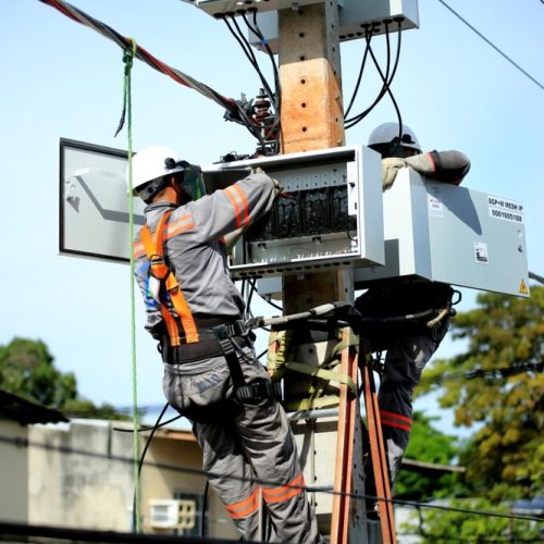 Seis bairros de Manaus podem ter interrupção no fornecimento de energia nesta segunda-feira